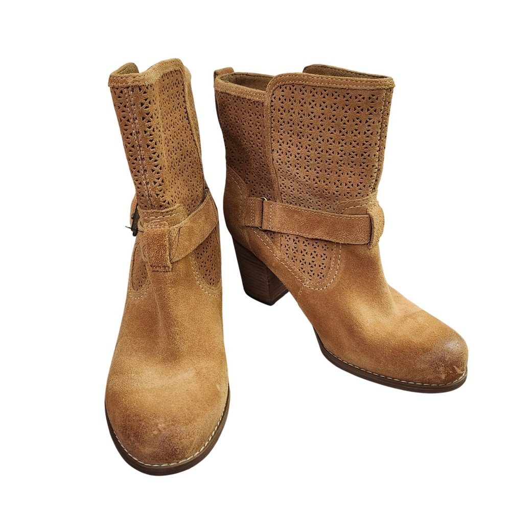 Timberland Suede Laser Cut Buckle Ankle Boots‎ Women's US 7.5 Tan Block Heel